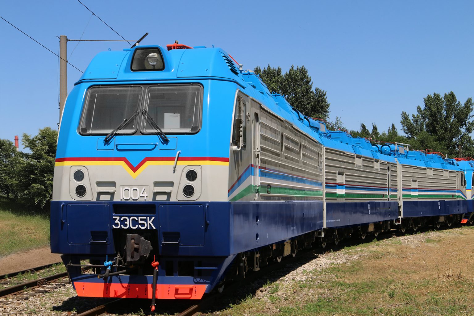 3es5k Electric Locomotives Delivered To Uzbekistan Railways