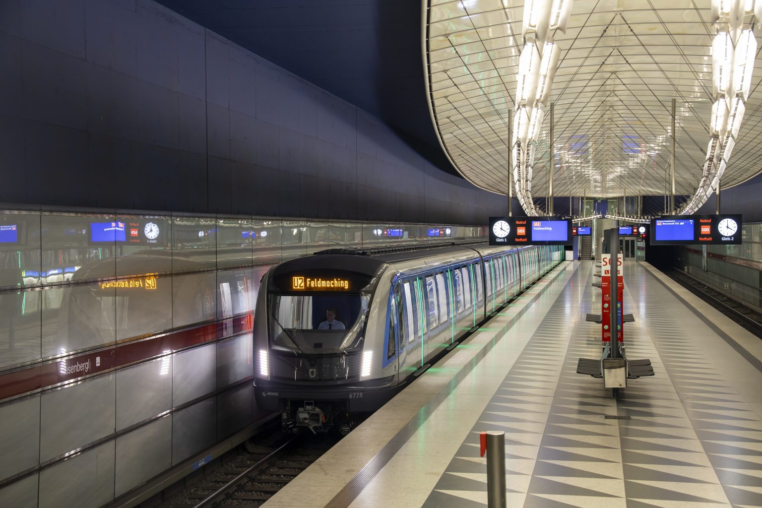 New Type C2 Metro Trains Enter Regular Passenger Service In Munich