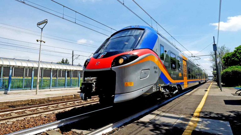 More Pop trains enter passenger operation in Sicily