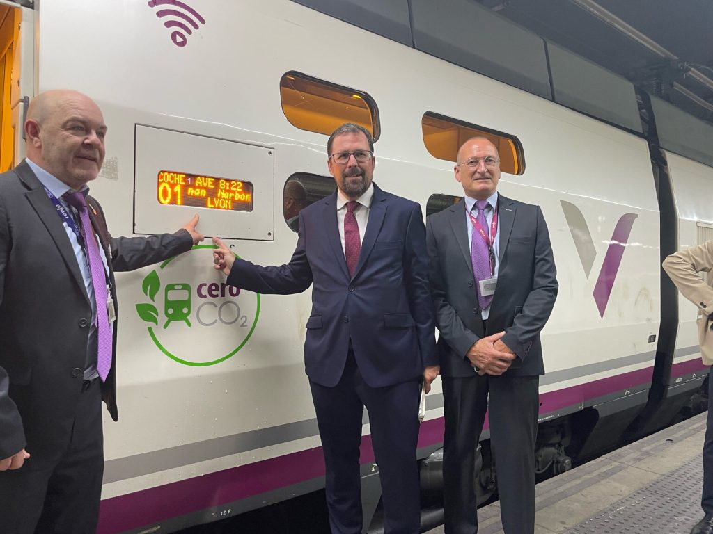 Renfe launched Barcelona – Lyon high-speed service