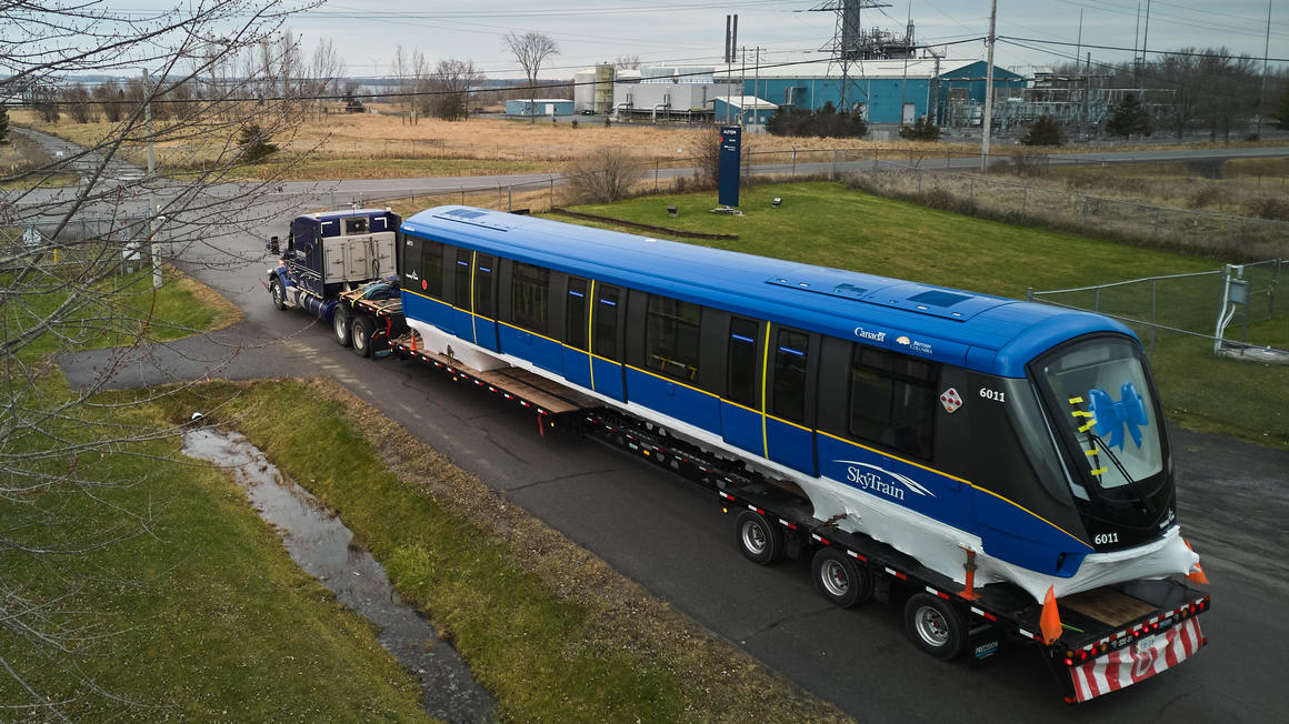 SkyTrain Mark V trains